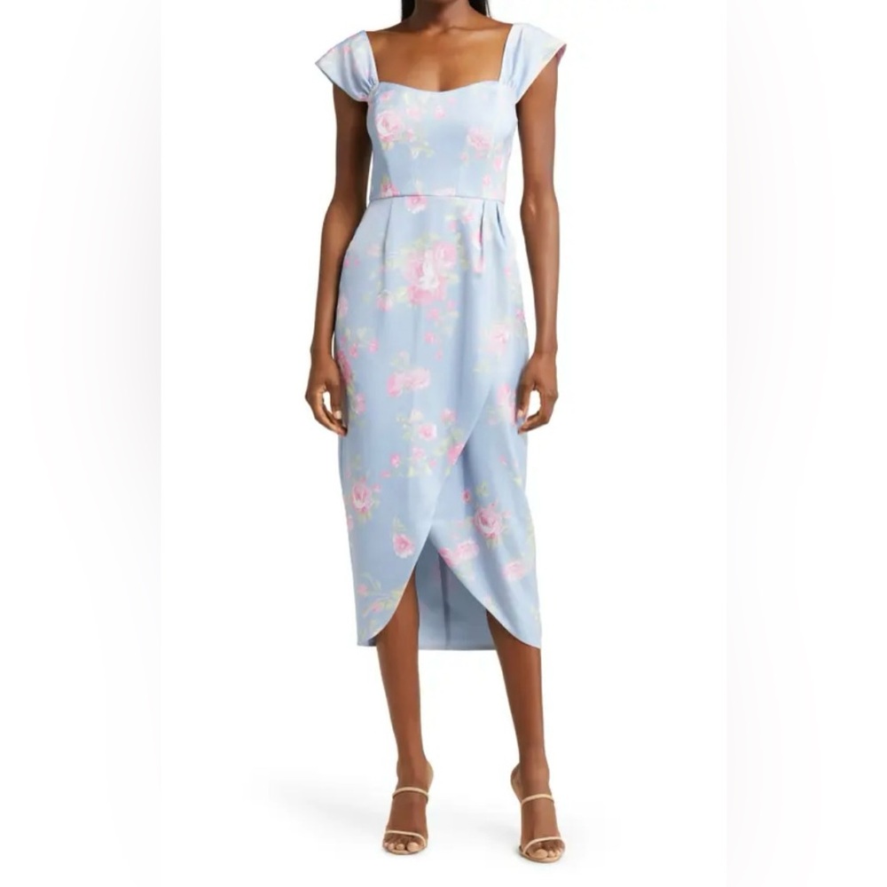 Wayf Tulip hem Floral cocktail Dress